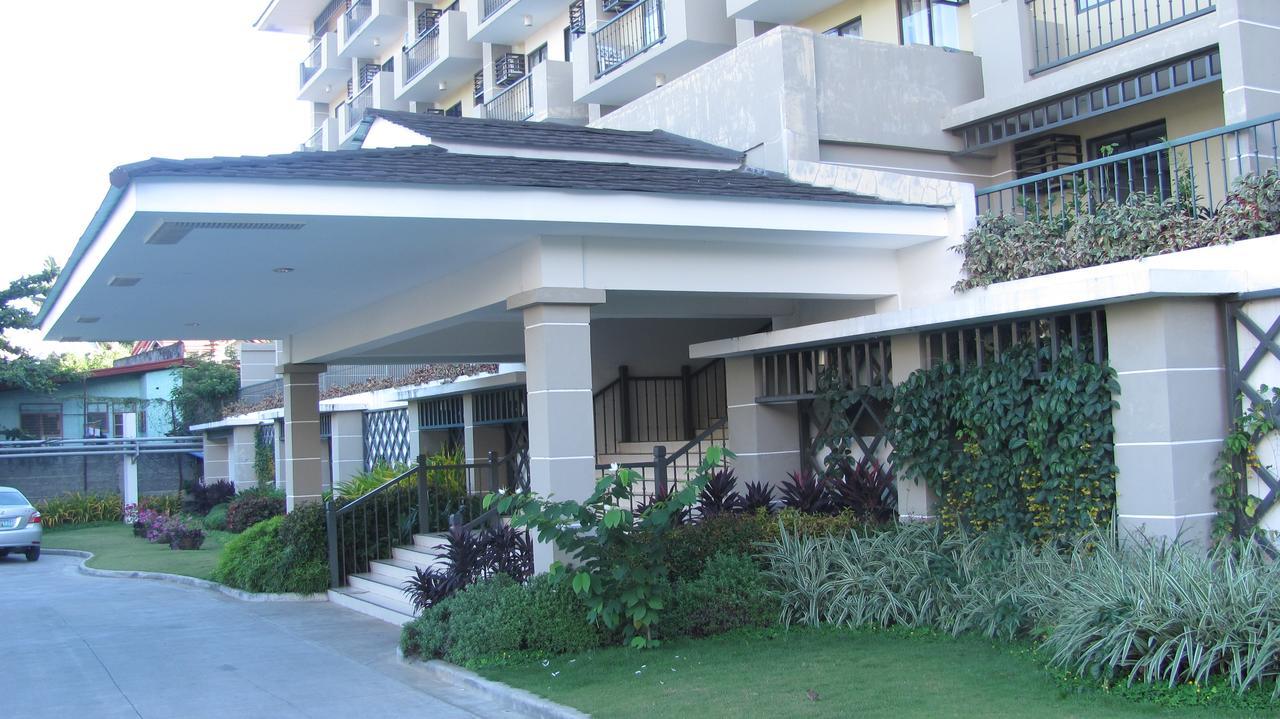 Two - 2Br Condo In The Heart Of Davao City Zewnętrze zdjęcie
